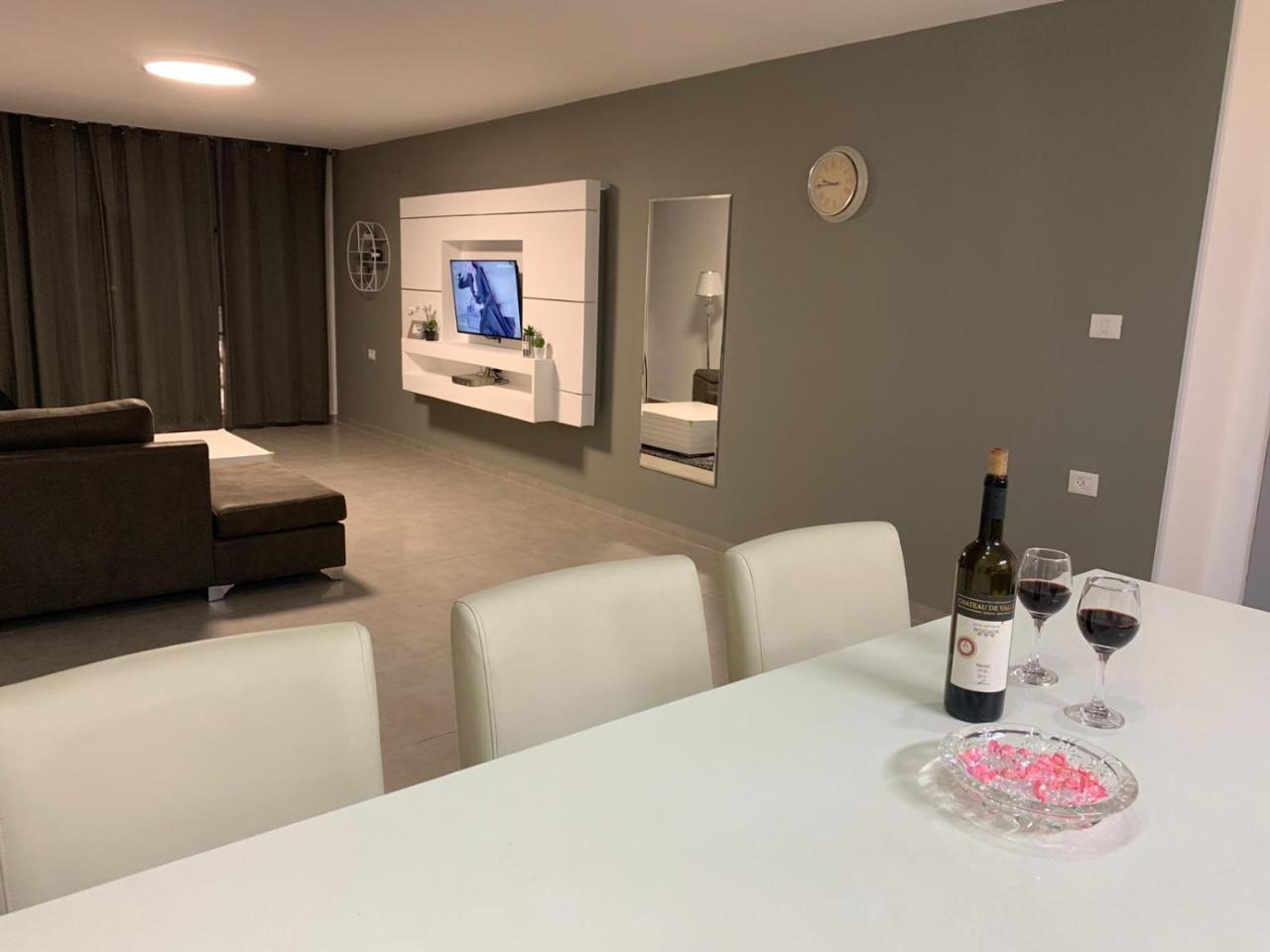 Spat Apartments Bat Yam Εξωτερικό φωτογραφία