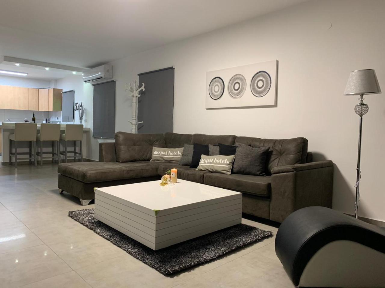 Spat Apartments Bat Yam Εξωτερικό φωτογραφία